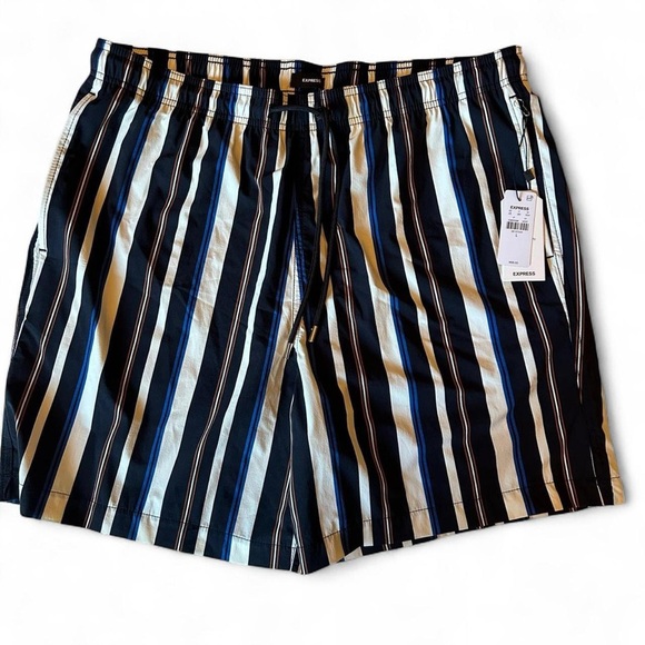 NWT Express Men’s Matching Swim Set M/L | Pool Party or Vacation Ready - Picture 4 of 16